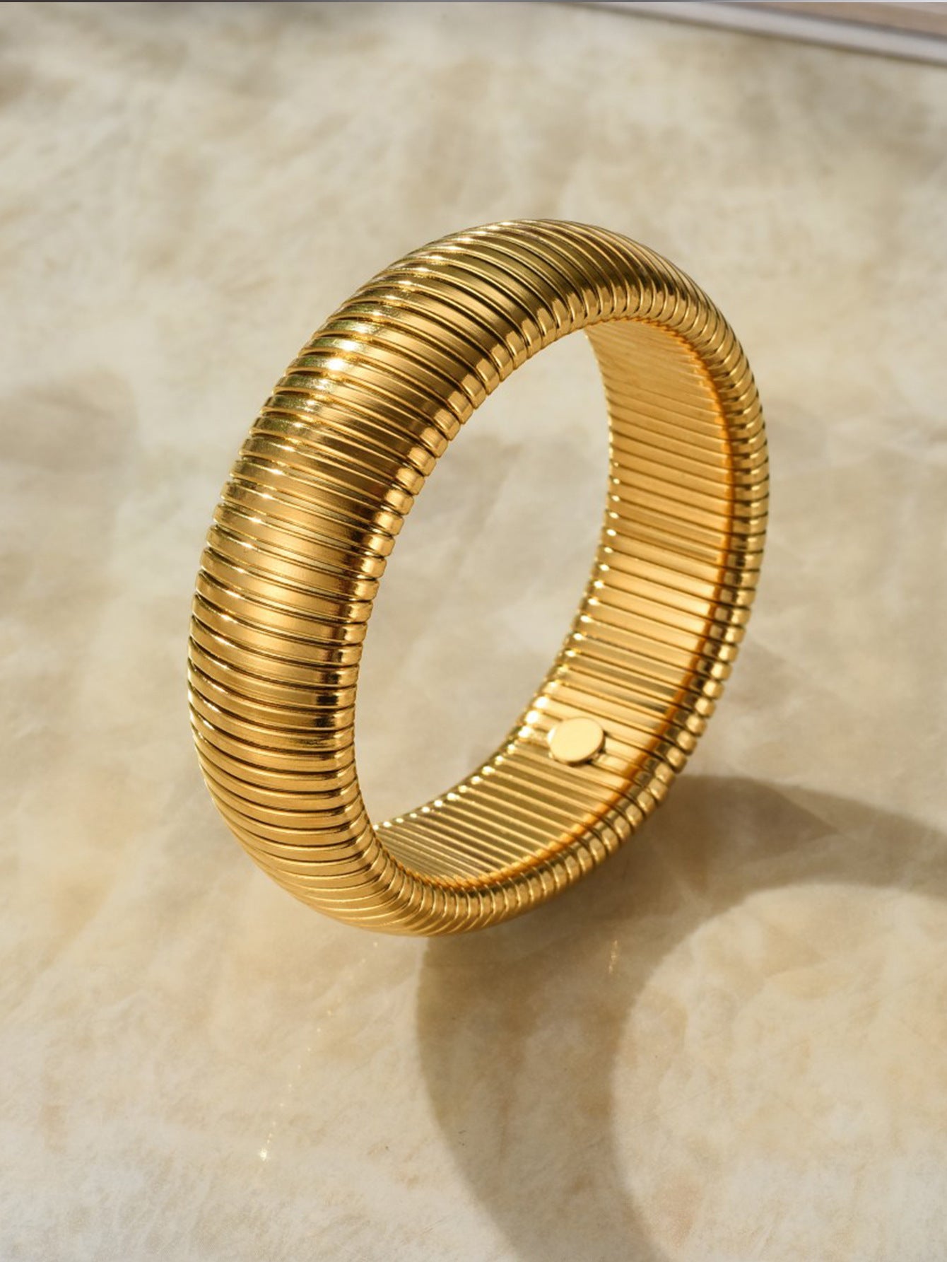 Women's Exaggerated Vertical Stripe Ring Elastic Titanium Steel Bracelet