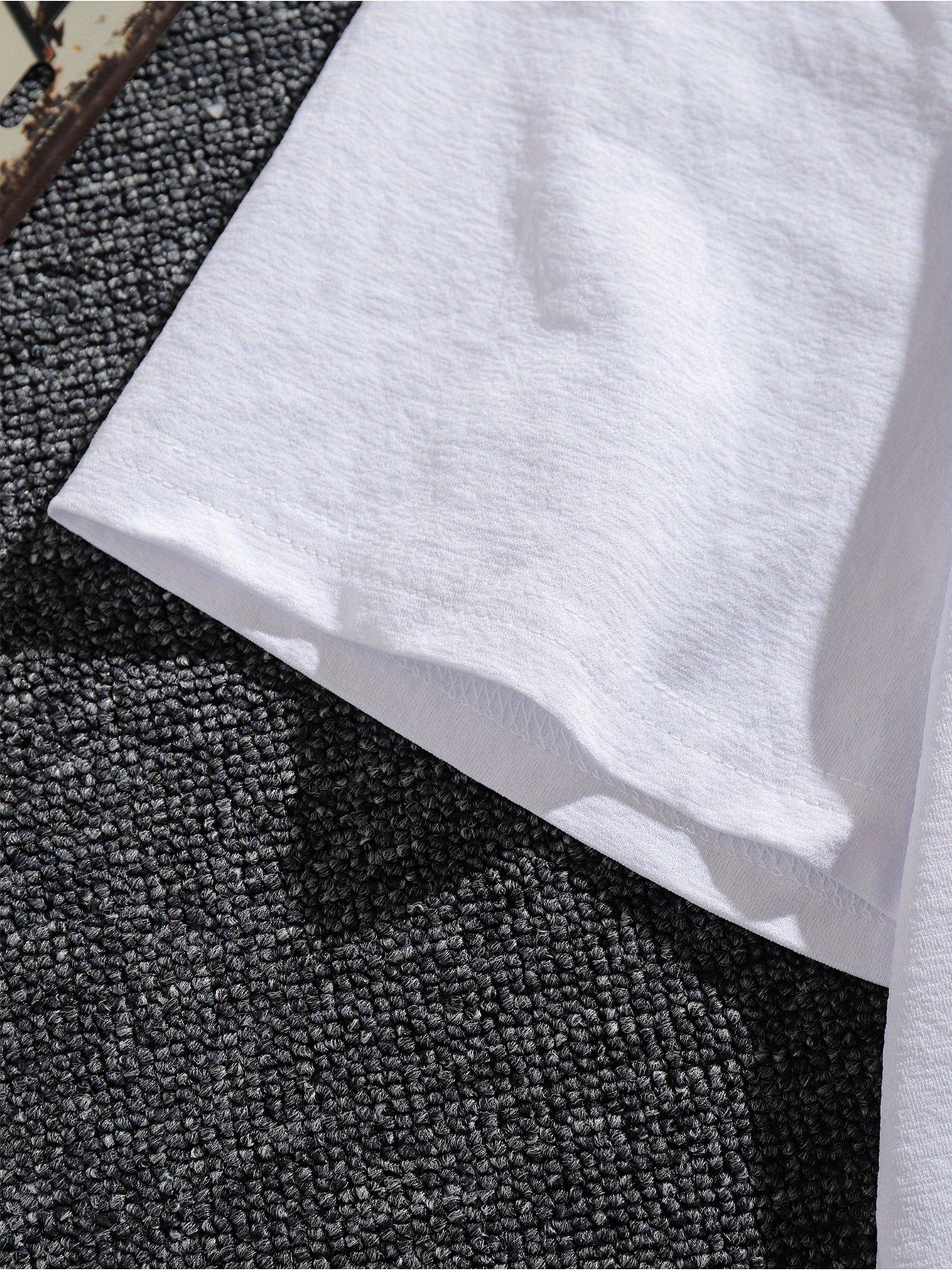 Trendy Print  White Tshirt for  Men  Casual Summer Fashion