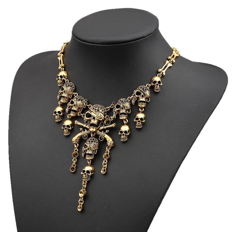 Vintage Skull c Halloween Punk Sweater Necklace